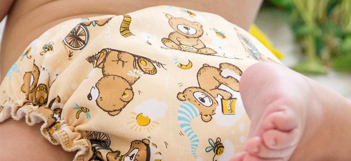 The pros and cons of using cloth nappies