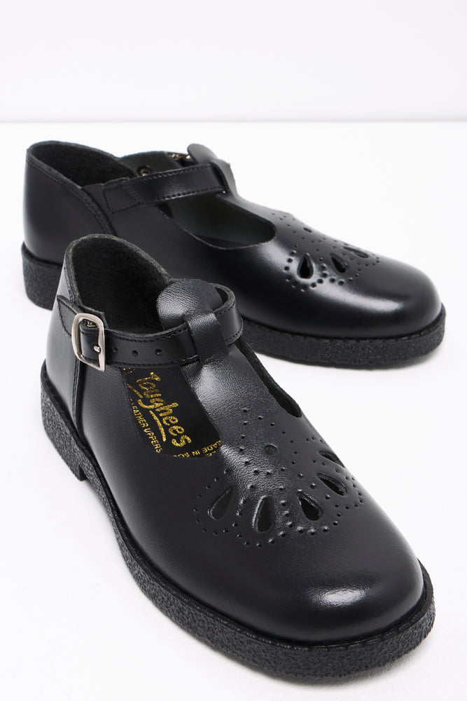 Pre Girls Shoes Black Toughees (1)