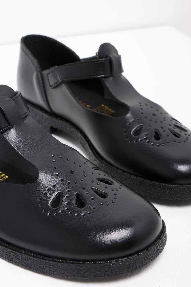 Girls Shoes Black Toughees (4)