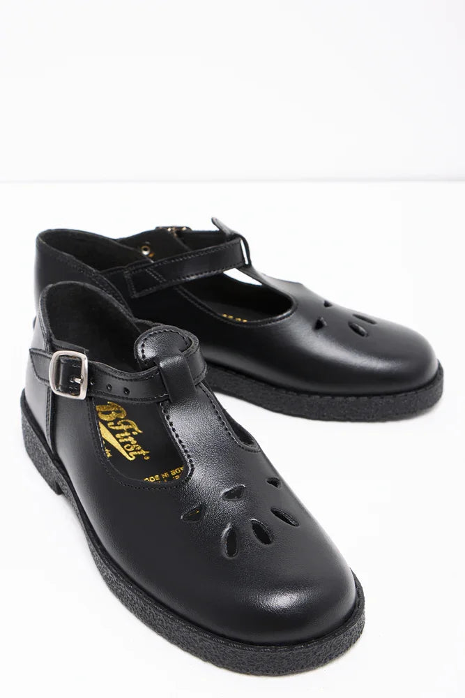 Pre Girls Shoes Black BFIRST