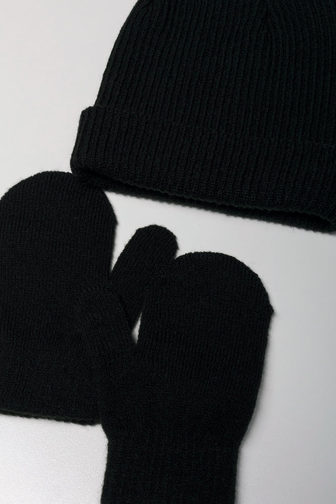 Beanie And Mittens Set Black