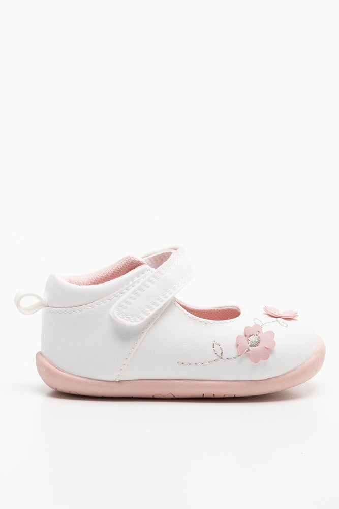 Flower Shoe White (1)