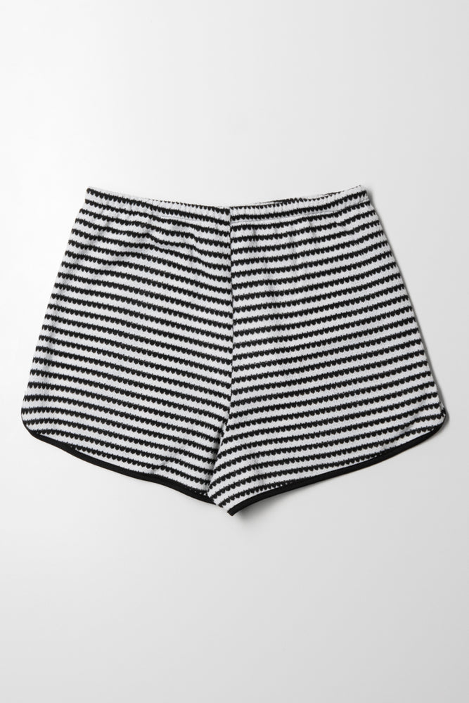 Crochet Like Pull On Shorts  Black & White (2)