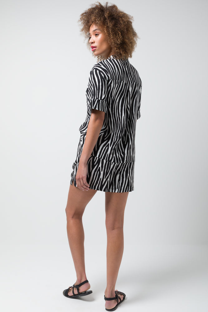 Relaxed Pull On Shorts Black (3)