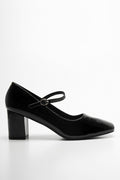 Heel Black (1)