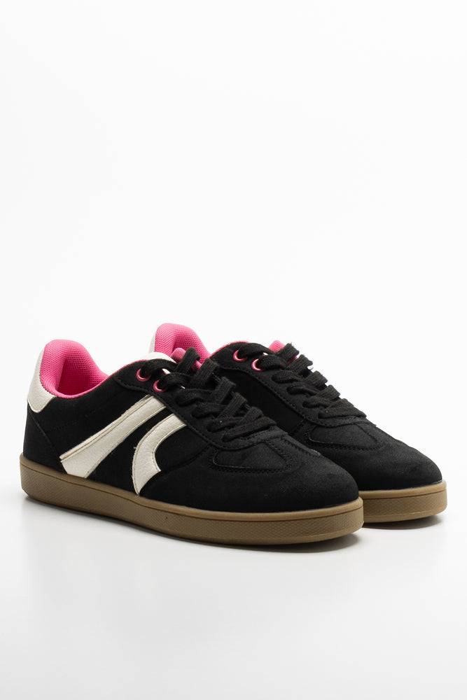 Lace Up Sneaker Black