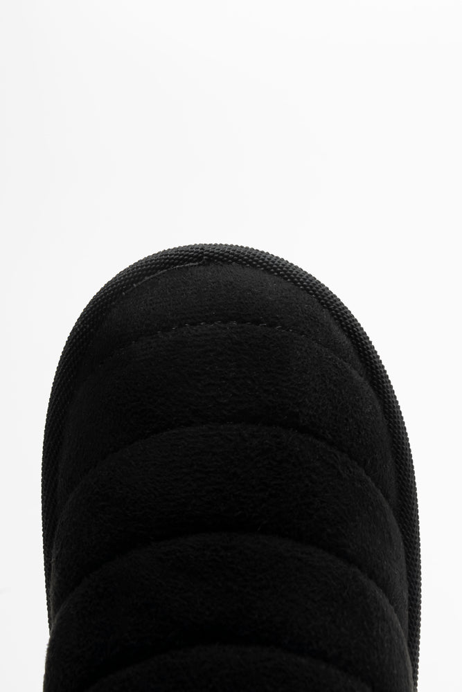 Quilted Boot Black (4)