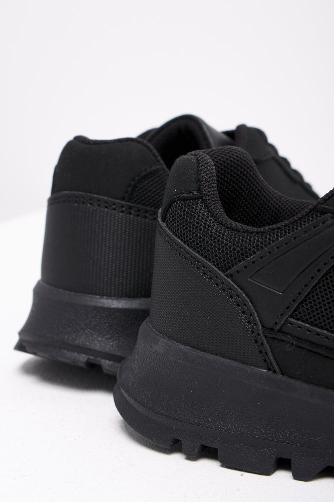 Retro Trainer Black (3)