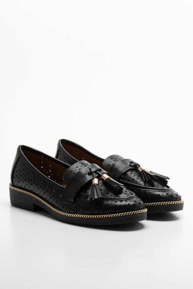 Cut Out Tassel Loafer Black