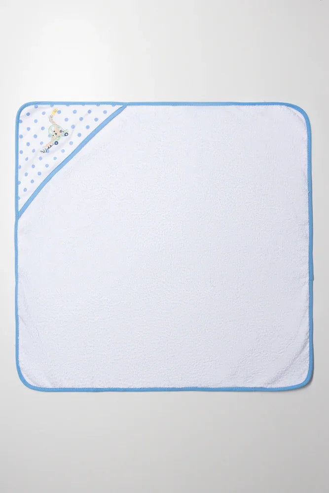 Hooded Towel White (2)