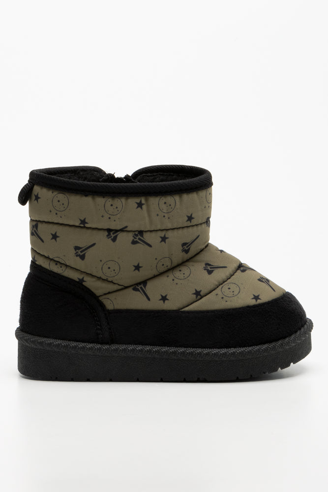 Boots Green (1)