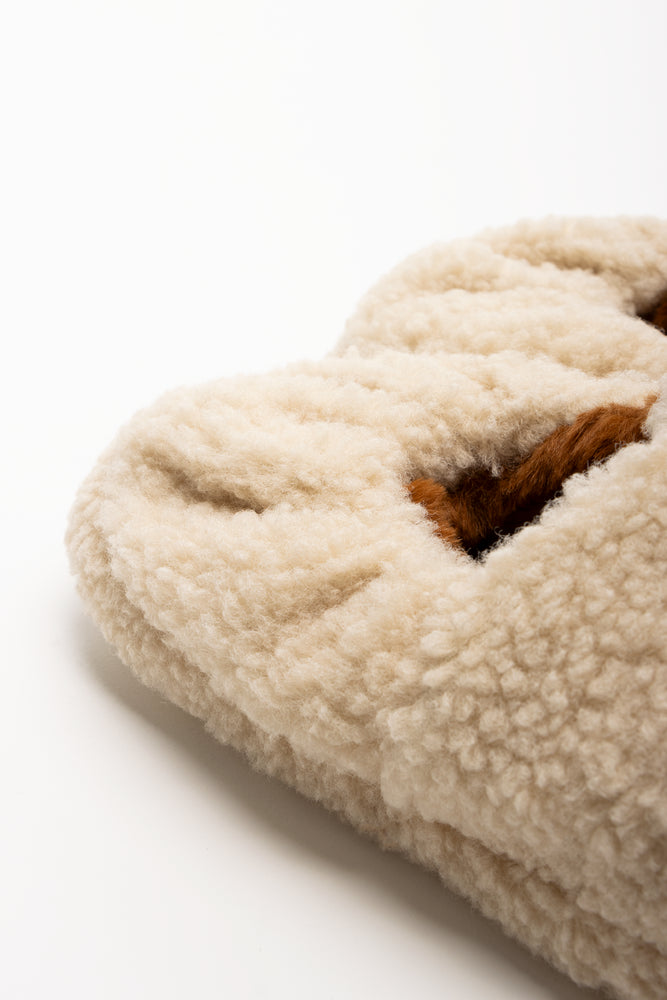 Teddy Slippers Natural (3)