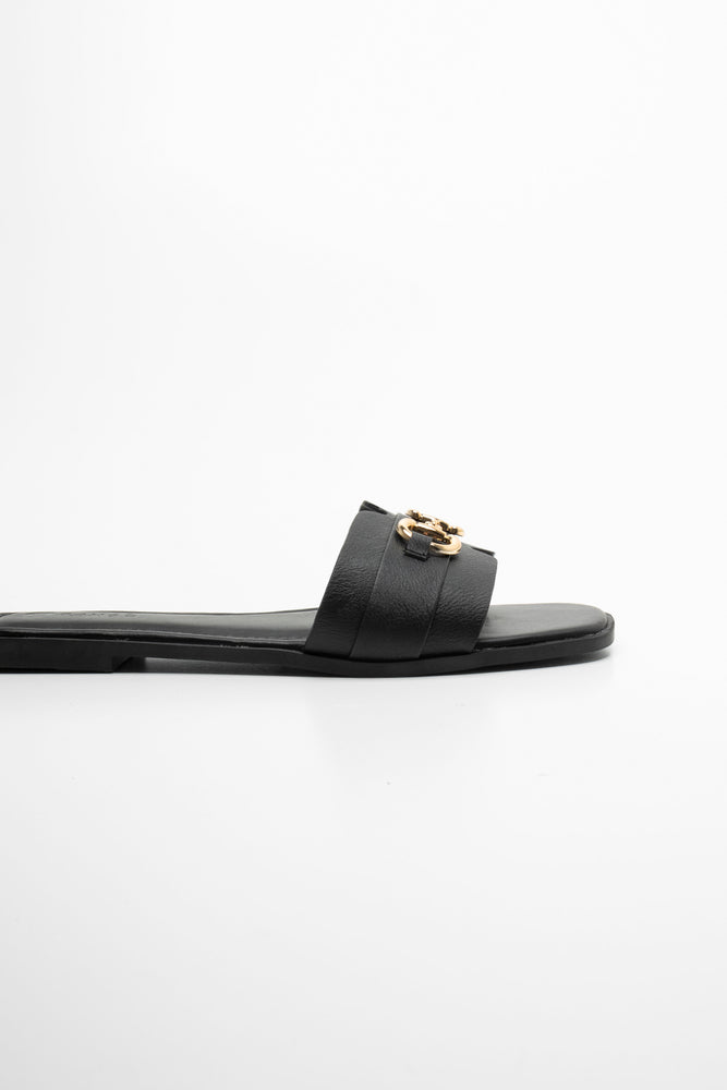 Buckle Trim Sandal Black (1)