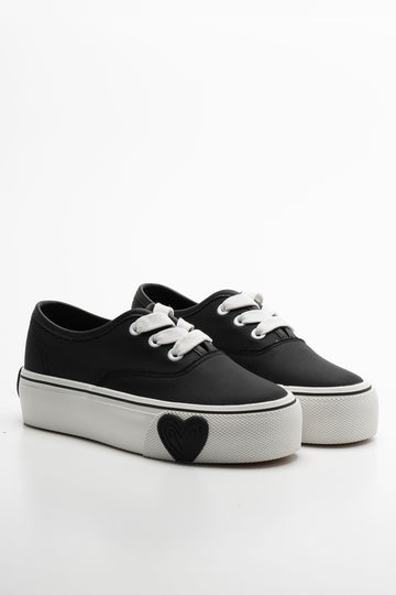 Heart Sneaker Black