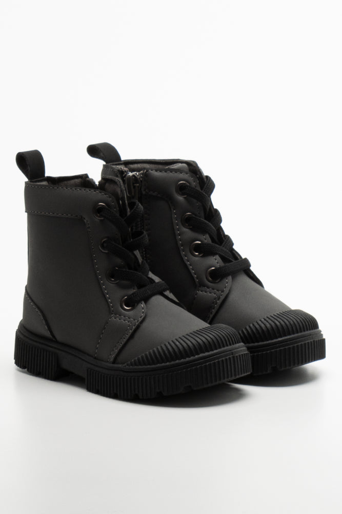Boots Grey