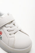 Soccer Sneakers White (2)