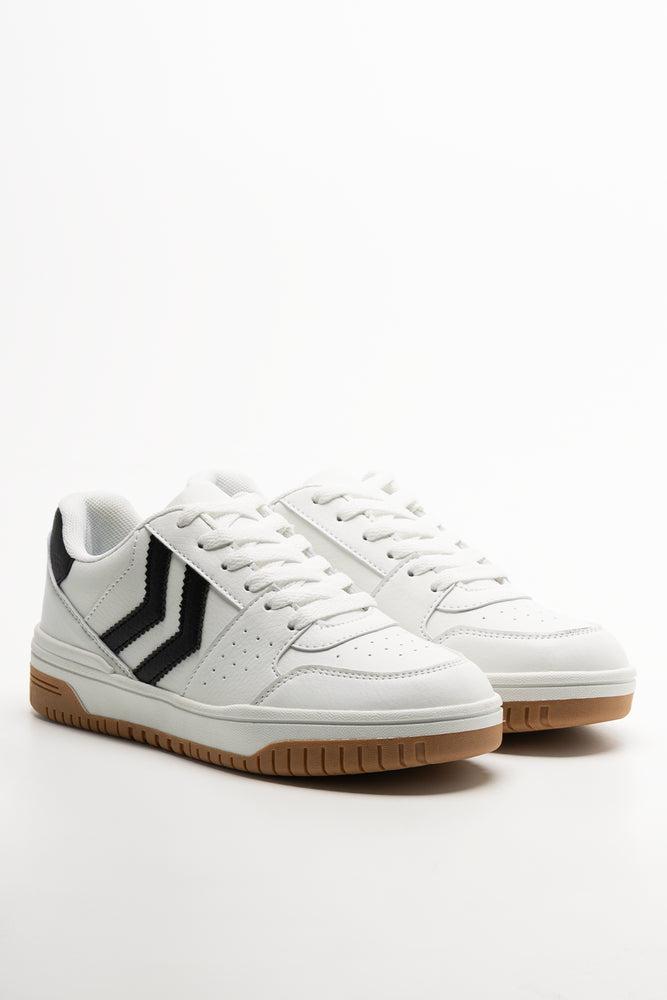 Skate Sneakers White