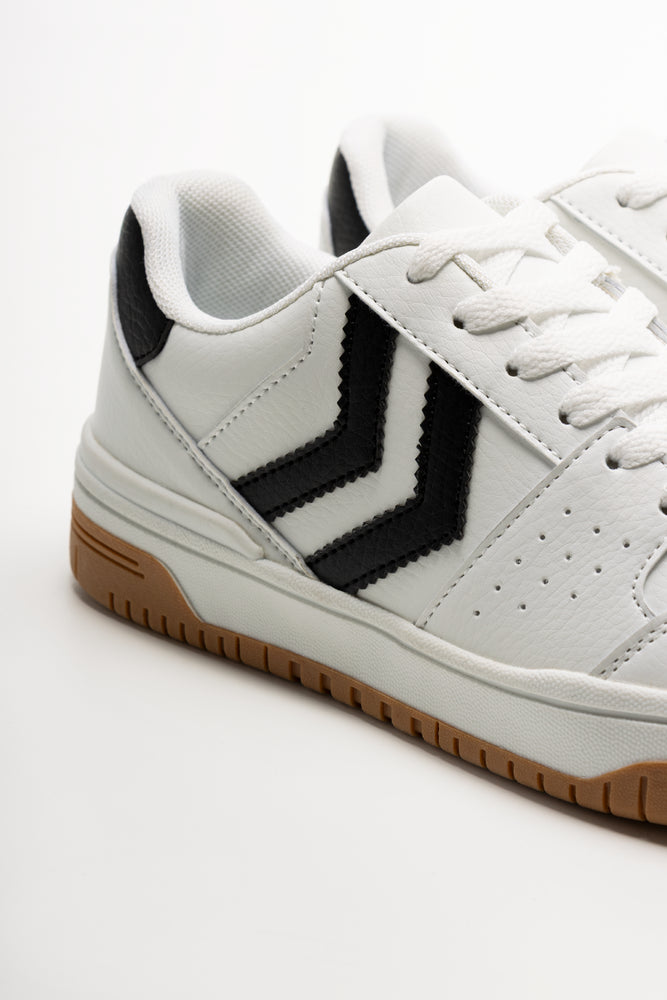 Skate Sneakers White (3)