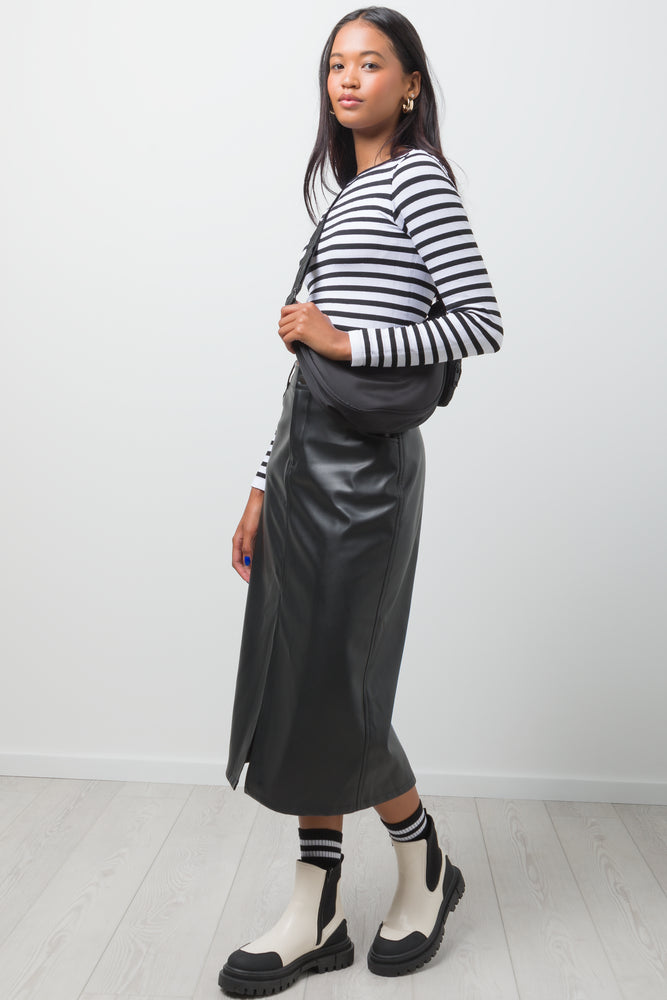 Stripe Seamless Long Sleeve Top White And Black (1)