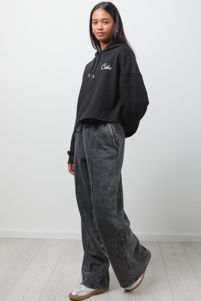 Crop Hoodie Black (1)