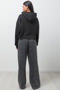 Crop Hoodie Black (2)