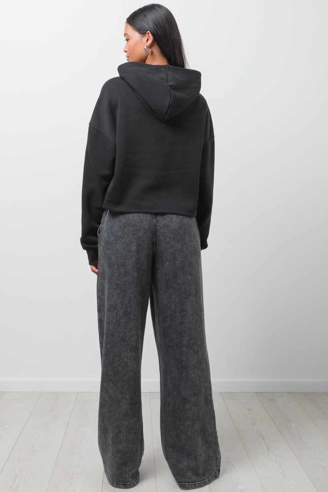 Crop Hoodie Black (2)