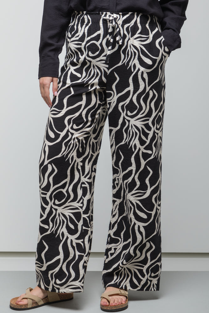 Pull On Pants Black