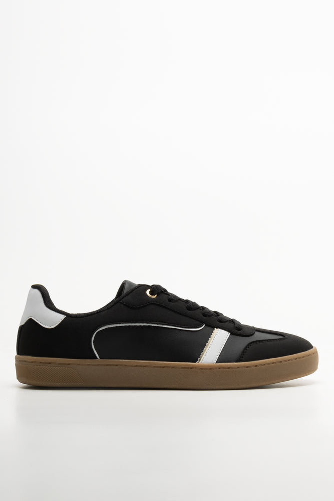 Sneakers Black (1)
