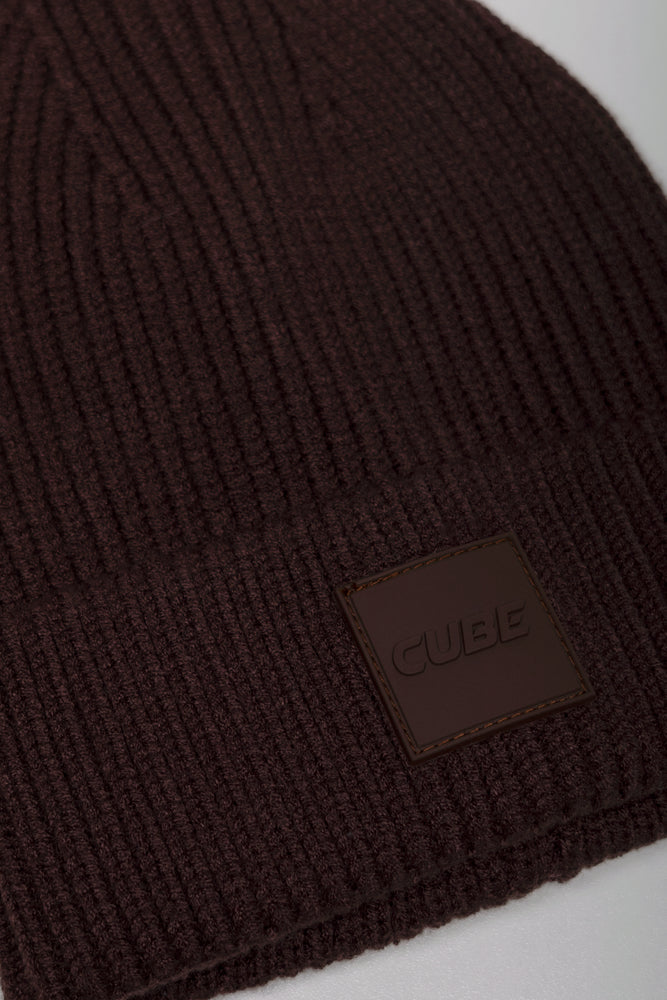 Beanie Brown (1)