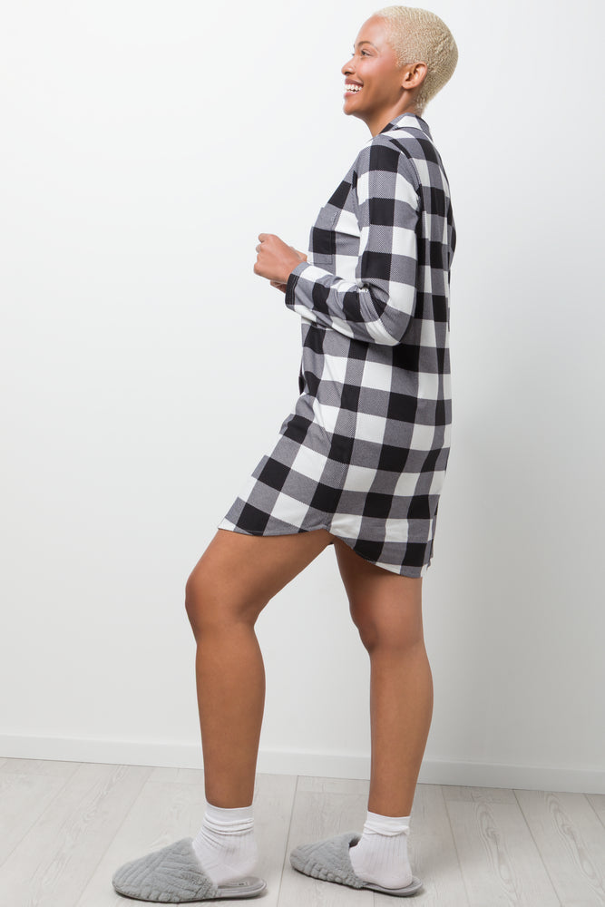 Check Flannel Sleepshirt Black And White (1)