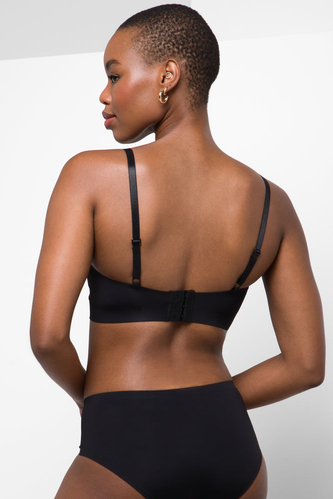 Bonded bralette black (2)