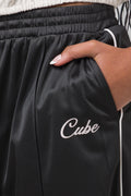 Wide Leg Joggers Black (4)