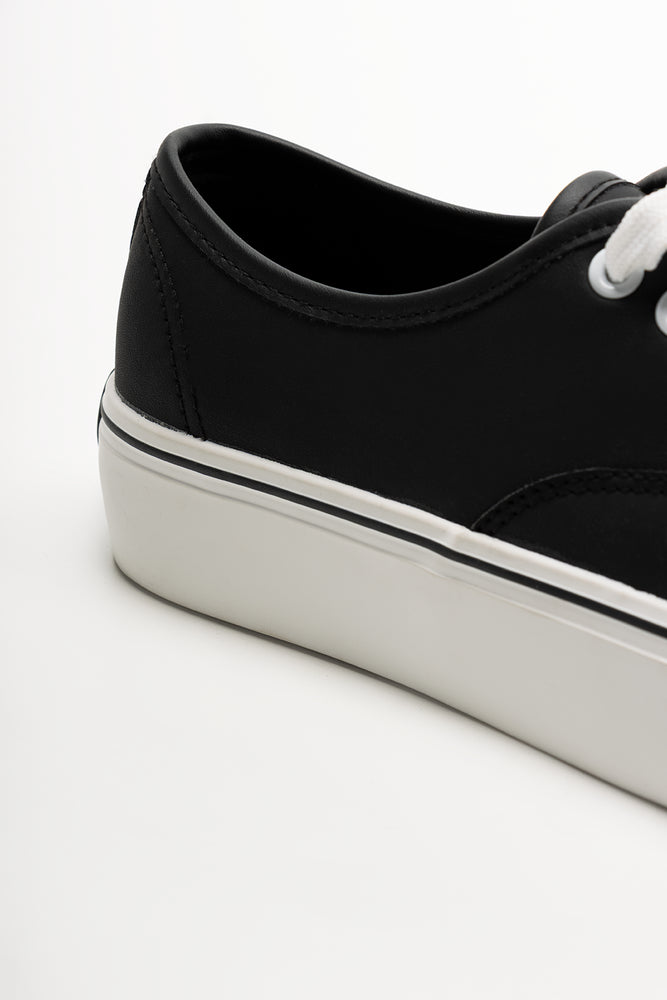 Heart Sneakers Black (3)