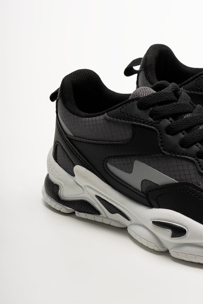 Trainer Black (3)