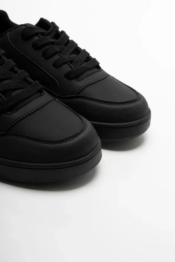 Lace Up Trainers Black (2)
