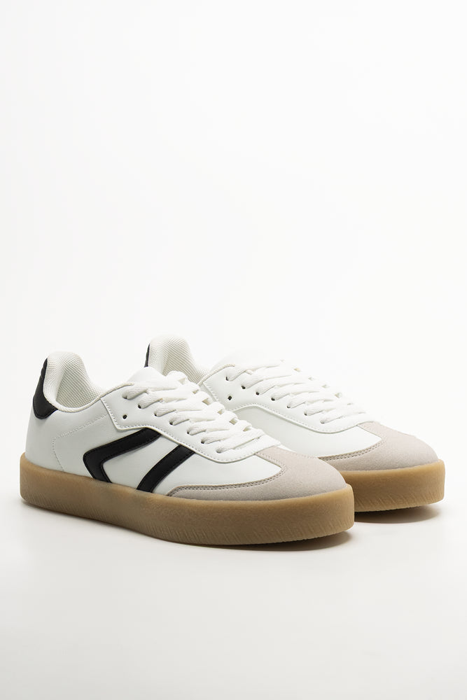 Court Sneakers White