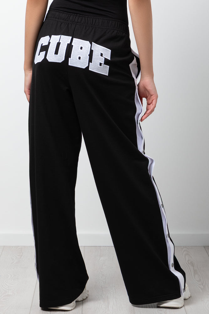 Wideleg Joggers With Side Poppers Black (2)