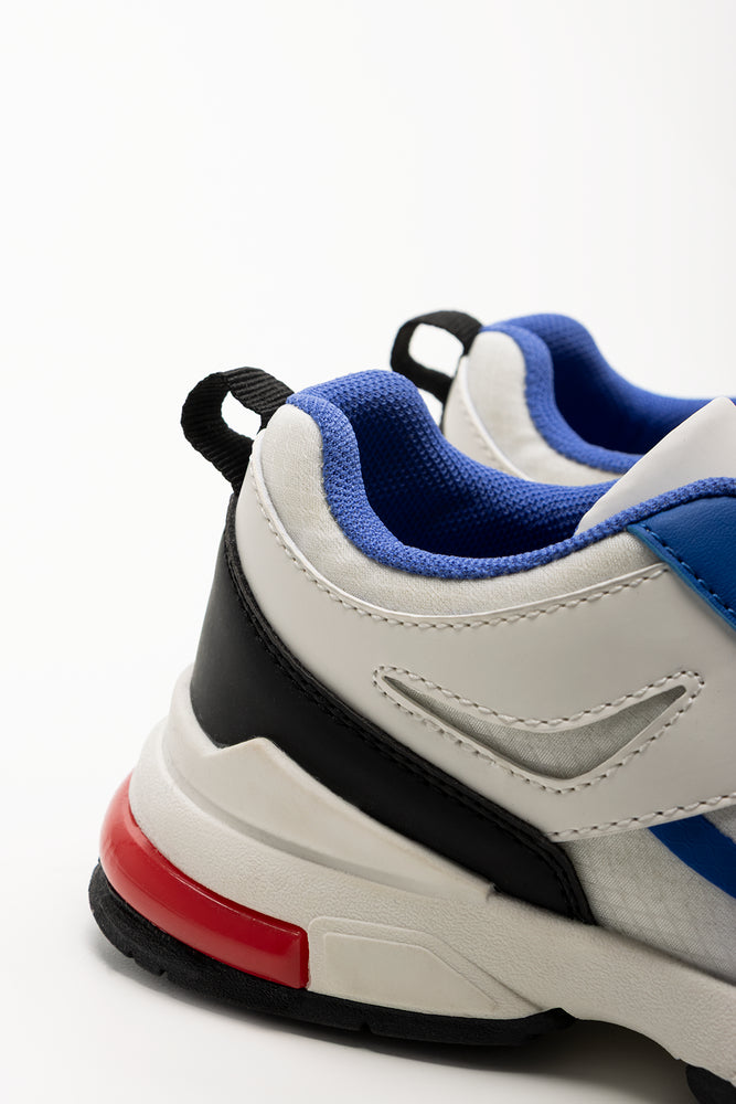 Trainer White (3)