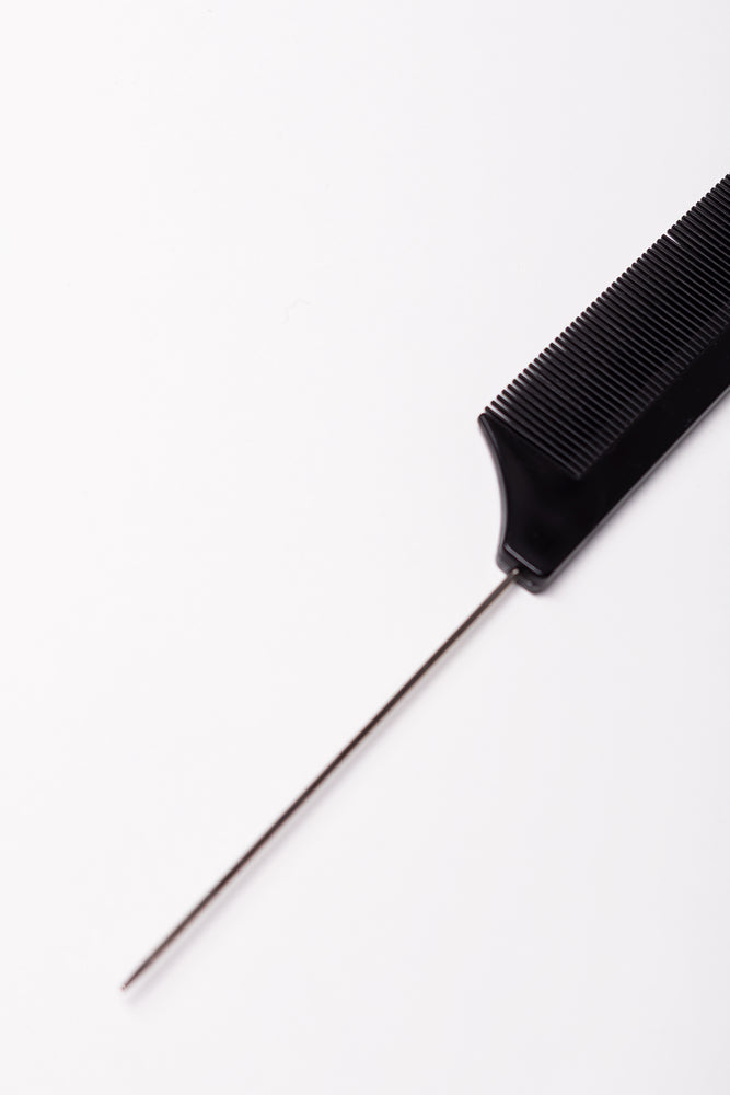Tail Comb Metal Handle (1)