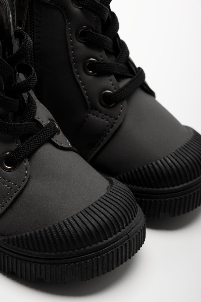 Boots Grey (2)