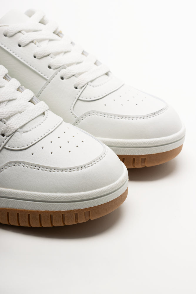 Skate Sneakers White (2)