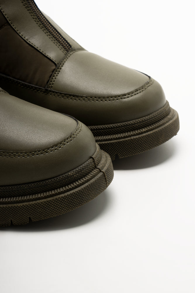 Boots Dark Green (2)