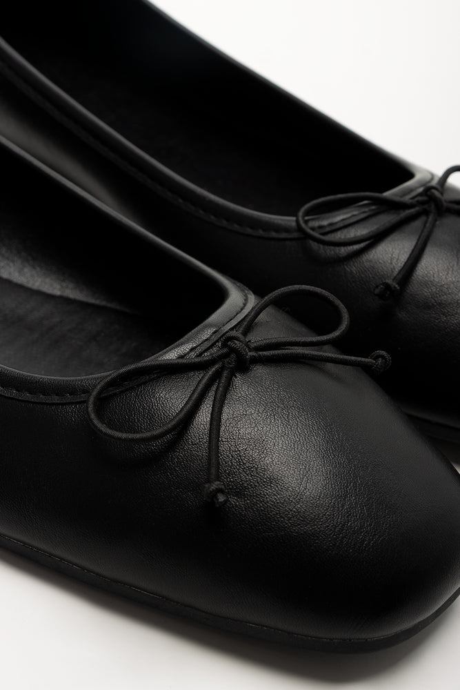 Square Toe Ballerina Pumps Black (2)