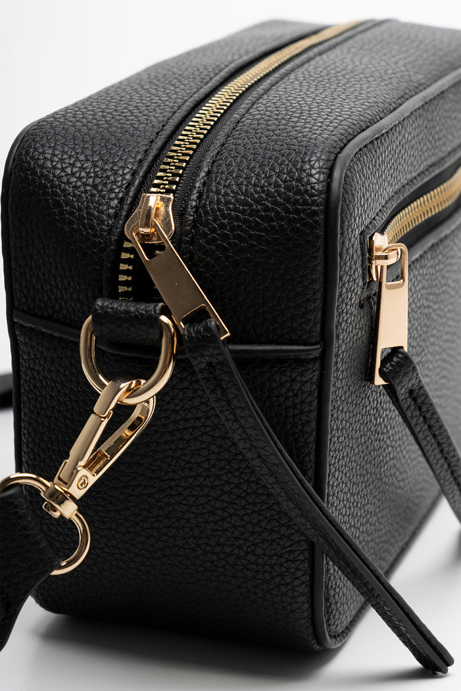 Front Zip Camera Bag Black