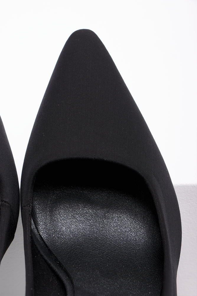 Heel Court Shoe Black (4)