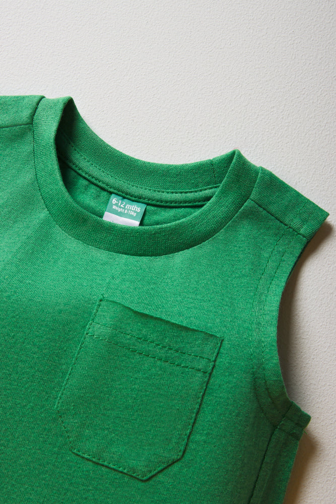 Sleeveless T-Shirt Green (1)