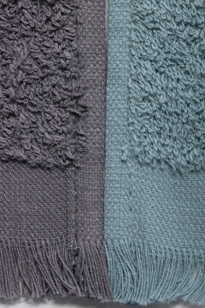 2 Pack Fringed Guest Towel  Trellis & Smoke Pearl (1)