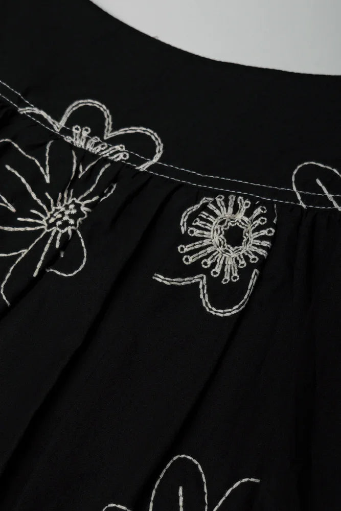 Embroidered Skort Black (1)