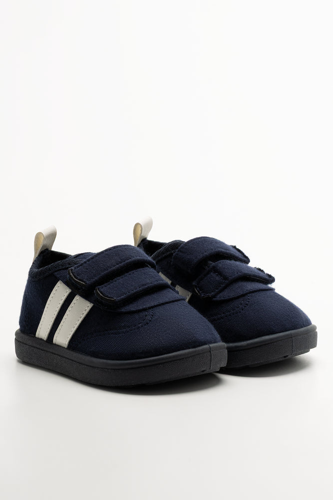 Lace Up Sneaker Navy