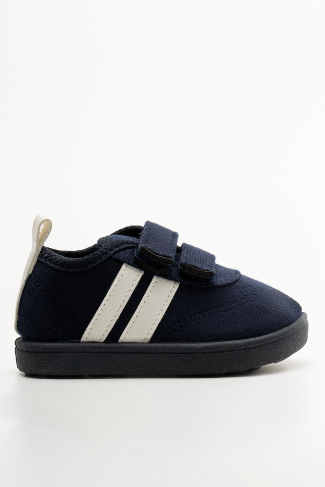 Lace Up Sneaker Navy